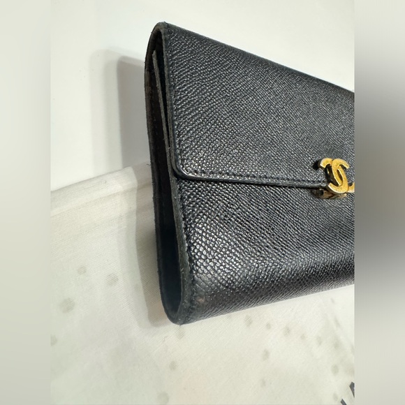 Chanel vintage caviar leather clutch wallet - Picture 2 of 15